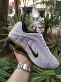 Nike Shox R4