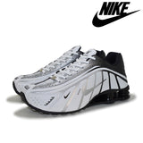 Nike Shox R4